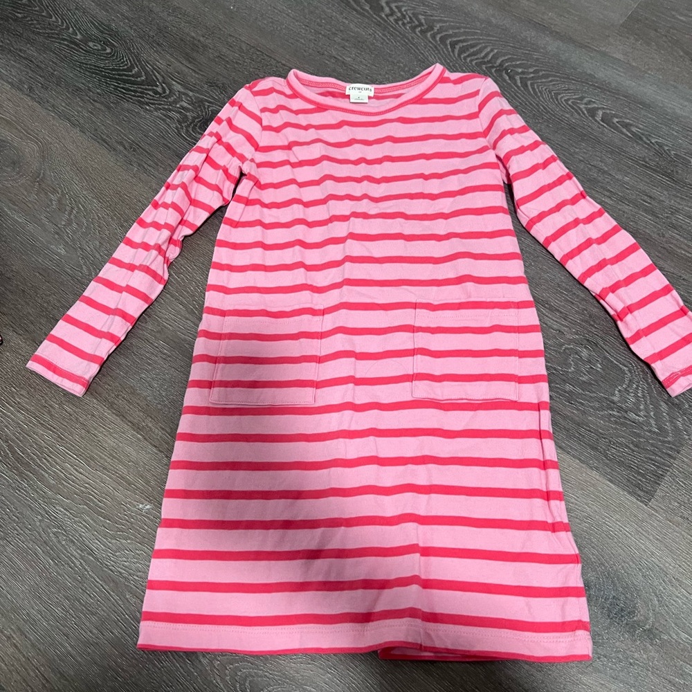 Long Sleeve Dress with Pockets in front